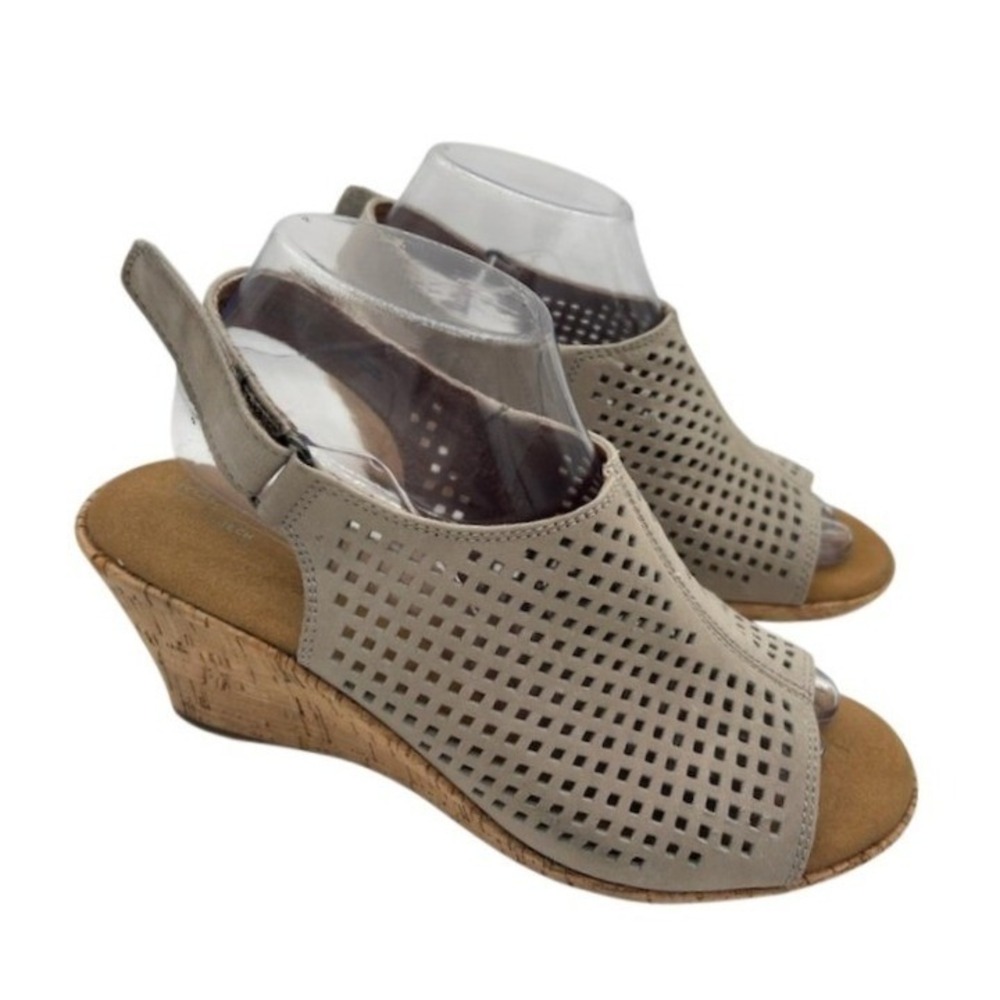 Rockport Wedge Sandals Women's Size 8 Taupe Grey Leather Slingback Laser Cut